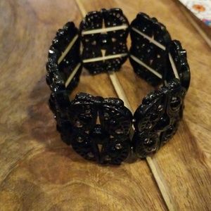 Women's bracelet